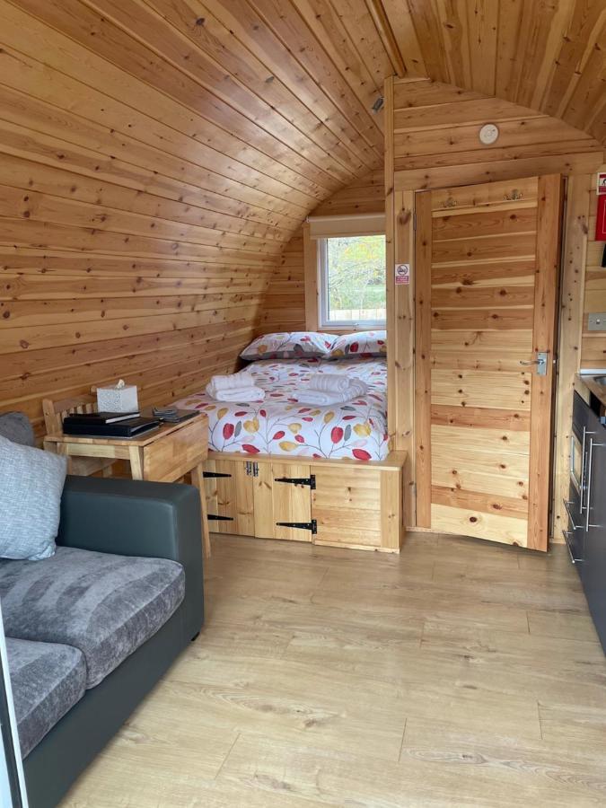 Conifer Cabins Fort William Exterior photo