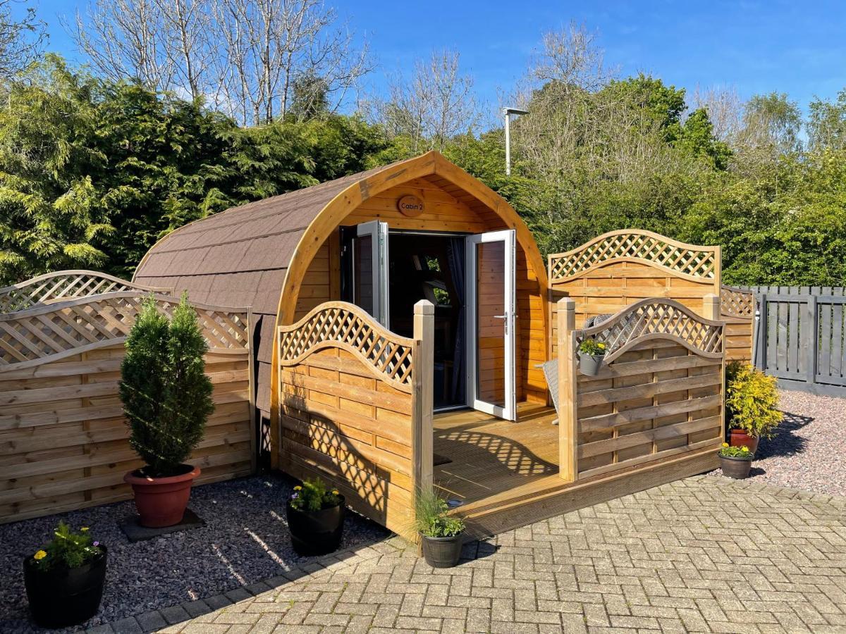 Conifer Cabins Fort William Exterior photo
