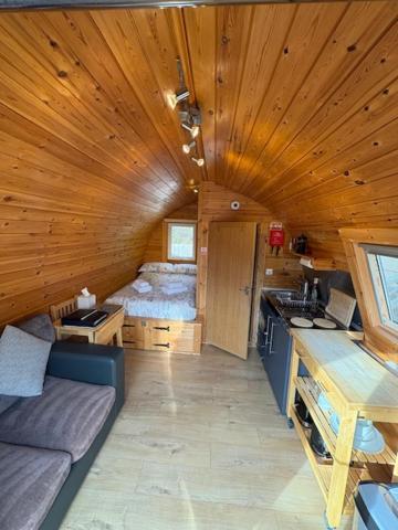 Conifer Cabins Fort William Exterior photo