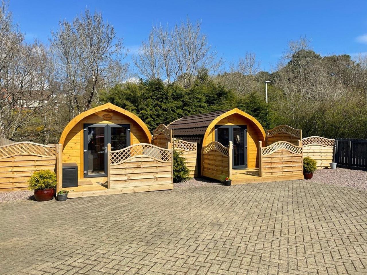 Conifer Cabins Fort William Exterior photo